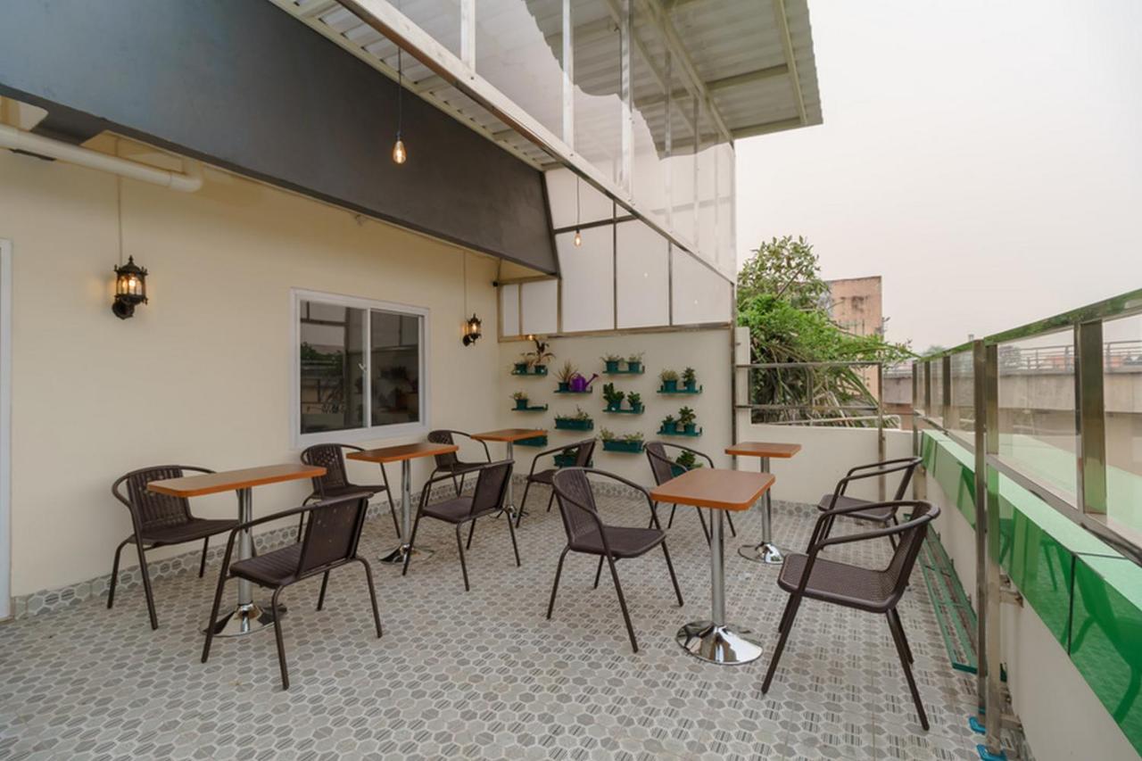 Reddoorz Plus Near Rs Rk Charitas 2 Palembang Dış mekan fotoğraf